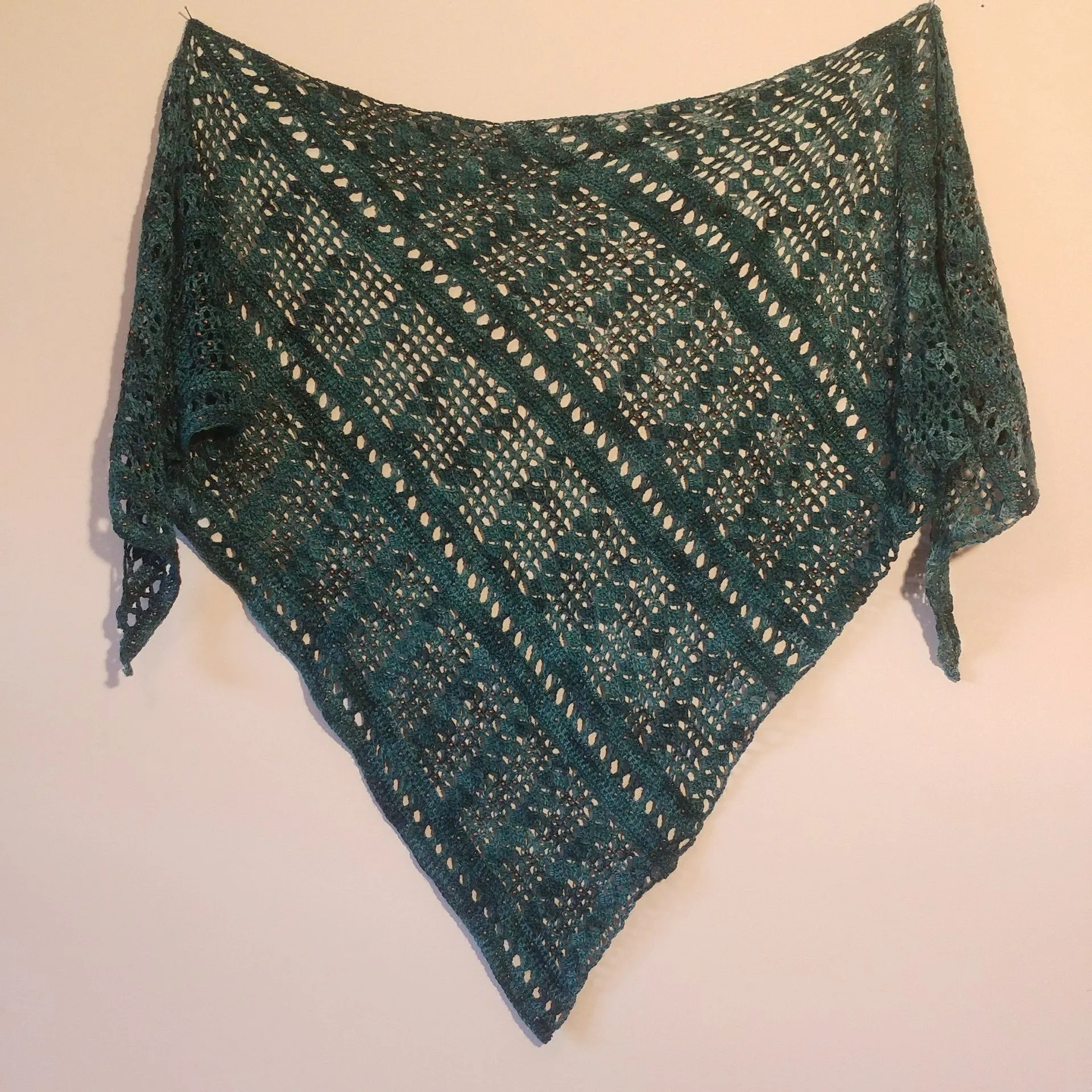 BASKET CASE SHAWL (PRINT)