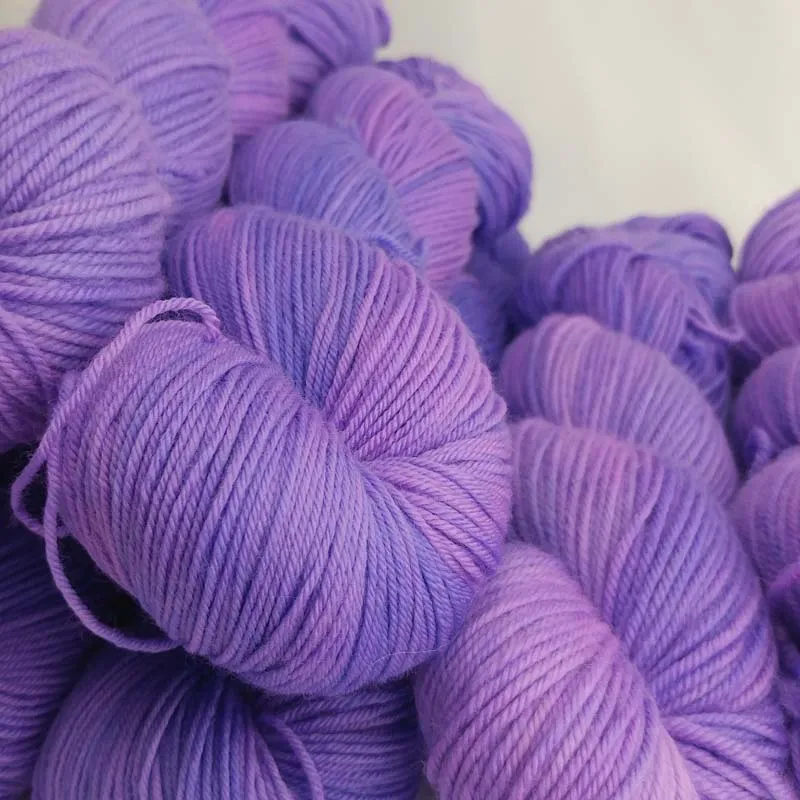 WORLD LEADERS: COMPASSION (MIMI FINGERING TWEED (COLOR))