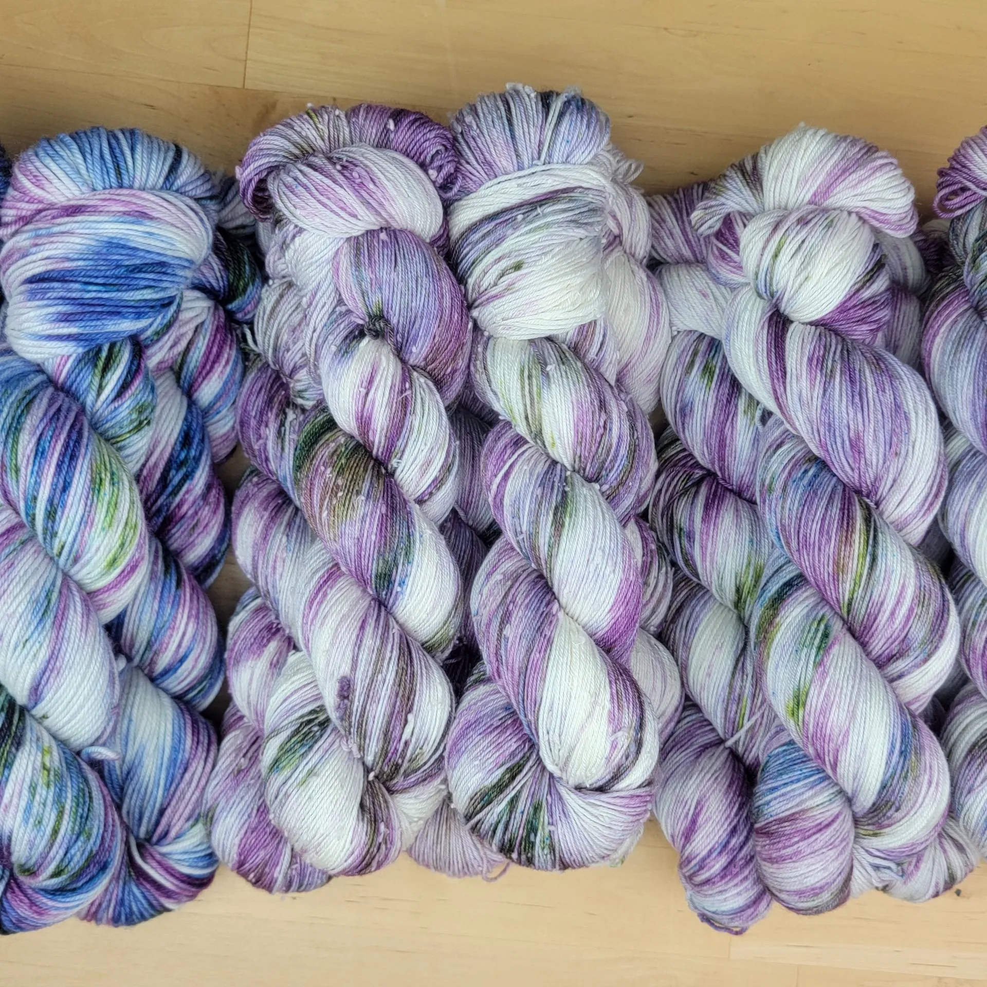 COLORADO: MOUNTAIN BELLS (MIMI FINGERING MINI)